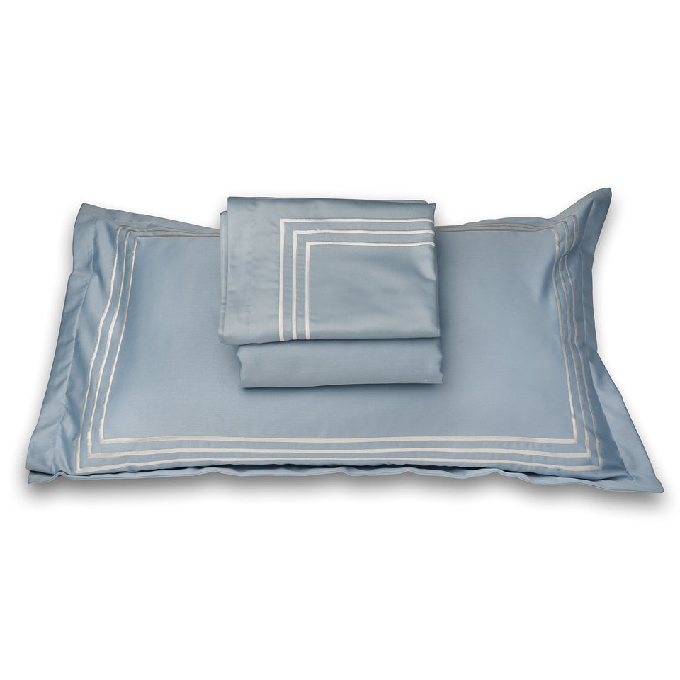 Modern powder blue bedsheet